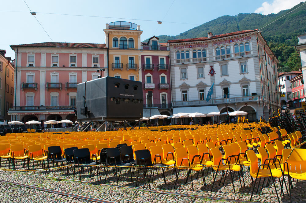 Das Locarno Festival verspricht aufregende Filmerlebnisse. (Bild: Naeblys - shutterstock.com)