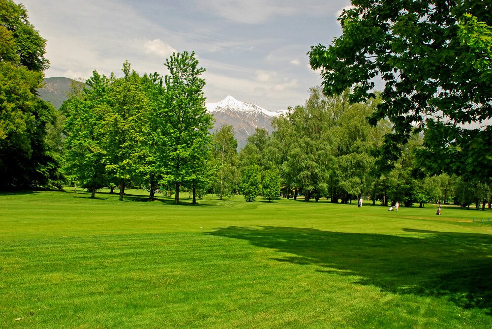 Ascona-Locarno - ein Paradies für Golfer/-innen (Bild: Dariya92300 - shutterstock.com)